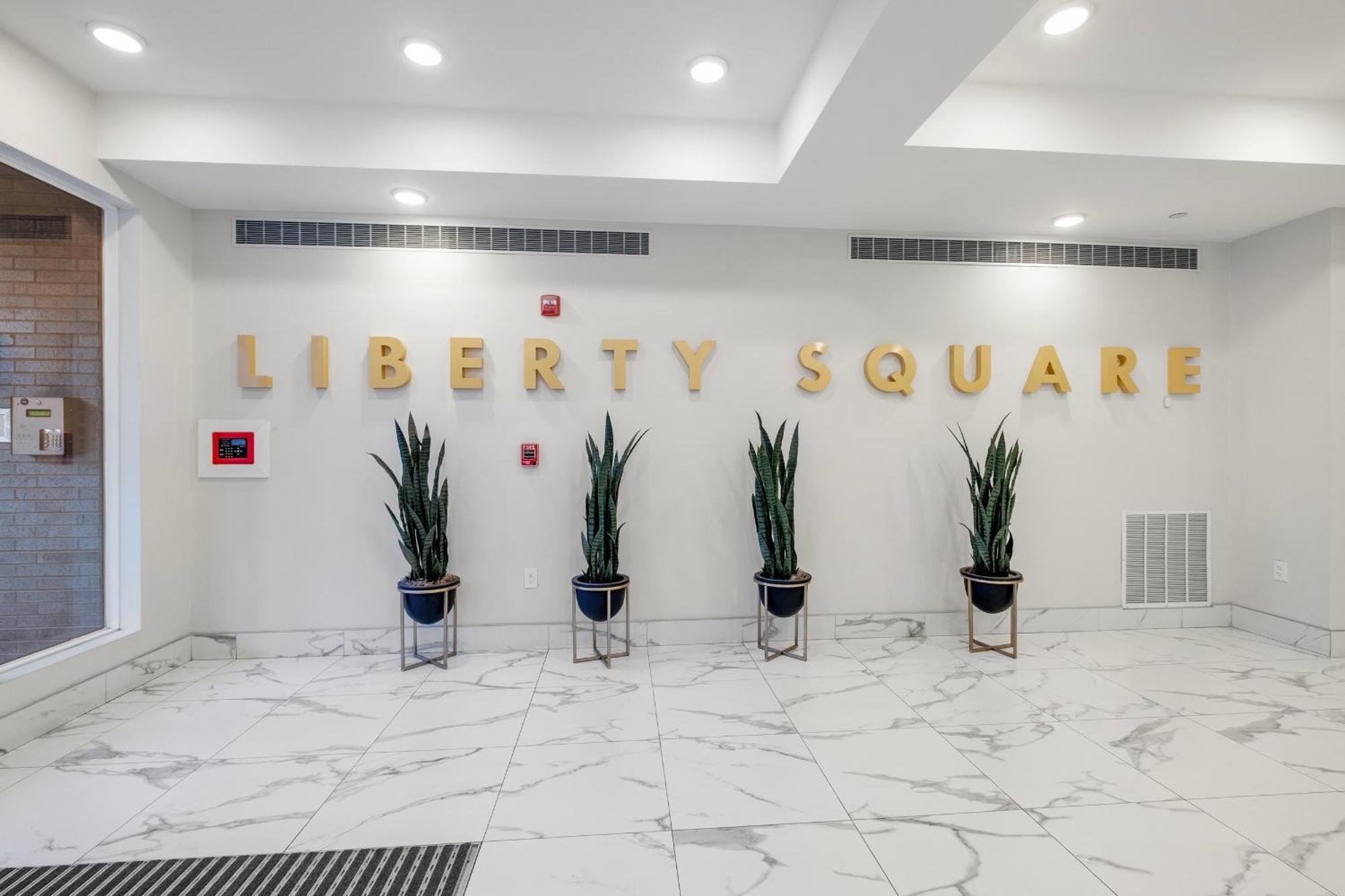 Apartment Luxury 1br Nolibs Pool Access *