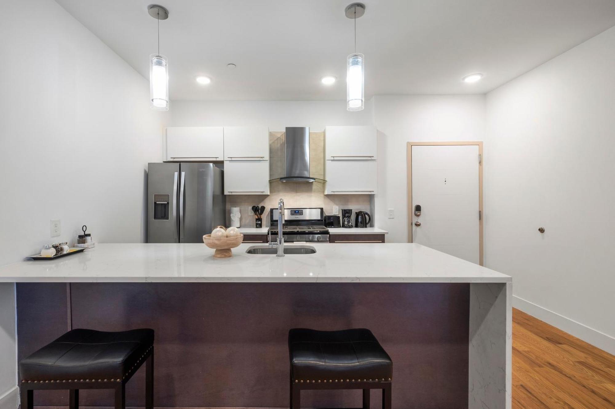 Luxury 1br Nolibs Pool Access